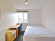 6 bedroom terraced house to rent