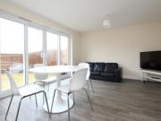 6 bedroom terraced house to rent