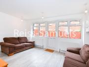 6 bedroom terraced house to rent