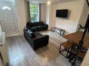 6 bedroom terraced house to rent