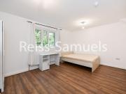 6 bedroom terraced house to rent