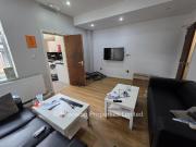 6 bedroom terraced house to rent