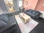 6 bedroom terraced house to rent