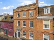 6 Bedroom Town House For Rent In Hertford