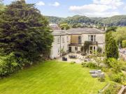 6 bedroom townhouse for sale