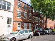 6 bedroom townhouse to rent