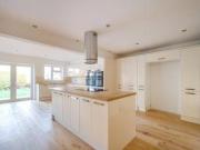 6 Bedrooms Detached house for rent in Park Lane,...