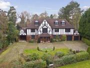 6 Bedrooms Detached house for rent in Silverdale Avenue,...