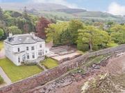 6 Bedrooms Detached house for sale in Main Road,...