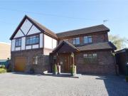 6 Bedrooms Detached house for sale in Wyatts Drive,...