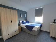 6 Bedrooms for rent in Knighton Lane, Leicester LE2