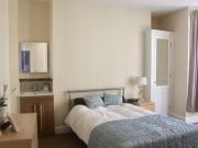 6 Bedrooms for rent in Room 5, 27 Cambridge Gardens,...