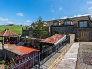 6 Bedrooms for sale in Whitehill Road, Oakworth,...