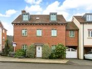 6 Bedrooms for sale in Whittingham Avenue, Wendover,...