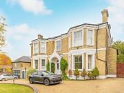 6 Bedrooms House detached for Rent in Dulwich Wood... 6 Bedrooms House detached for Rent in Dulwich Wood...