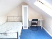 6 Bedrooms Semi detached house for rent in Allington...