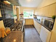 6 Bedrooms Semi detached house for rent in Collingwood...