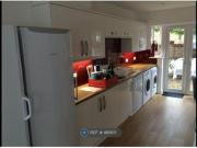 6 Bedrooms Semi detached house for rent in Denham Road,...