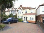 6 Bedrooms Semi detached house for sale in Eversleigh...