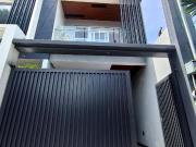 6 Berdooms brandnew House and lot for Sale Central...