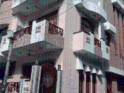 6 BHK Independent House in Sector 7 Rohini for resale...