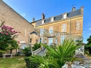 6 chambres, Fontenay Le Comte Pays de la Loire 85200...
