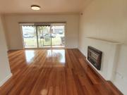 6 Dover Street, Oakleigh East VIC 3166 House For Rent |...