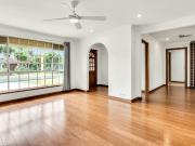 6 Gull Court, Seaford Rise SA 5169