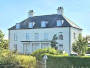 6 Hartley Hall Close