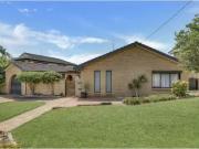 6 Lakeside Drive, KANAHOOKA House for rent Listed by...