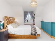6 Lowtown Manor, Robertstown, Kildare Kelly Hudson...