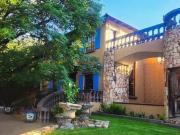 6 luxurious Bedrooms property for sale