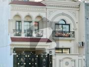 6 Marla Beautiful House For Sale In Diamond City