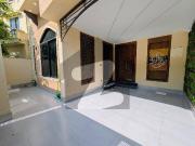 6 Marla Designer House With Lawn