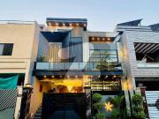 6 Marla Luxurious House For Sale in Al Rahman Garden...