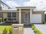 6 Munro Place, Jordan Springs