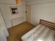 6 Newport Mount, Headingley, Leeds, LS6 3DB