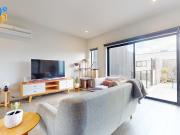 6 Poble Walk, Avondale Heights