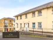 6 Powells Court, Johns Street, Newbridge, Kildare