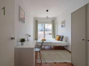 6 quarto, Lisbon Lisbon 1070 009 86893198