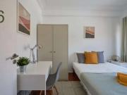 6 quarto, Lisbon Lisbon 1070 009 86893212