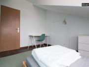 6 quarto, Lisbon Lisbon 1300 551 63902624