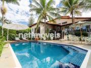 6 Quartos | 5 Suítes | 9 Banheiros | Espaço Amplo |...