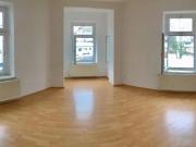 2 Raum Wohnung, großes Tageslichtbad, außergeöhnlich...