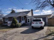 6 Tamarack Avenue