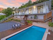 house for rent in 6 Yarrawonga Drive, Castle Hill