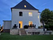 6 Zimmer 180 m² 890.000 € Kaufpreis Häuser in Dresden