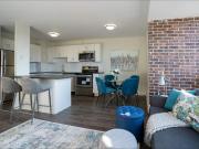 700 710 Sir John A. MacDonald Blvd. 1 Bedroom Apartment...