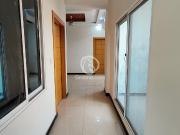700 Ft² Flat for Rent