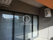 700 Ft² Flat for Rent